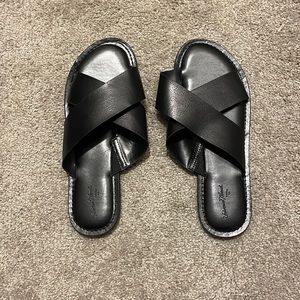 TARGET BLACK SANDALS